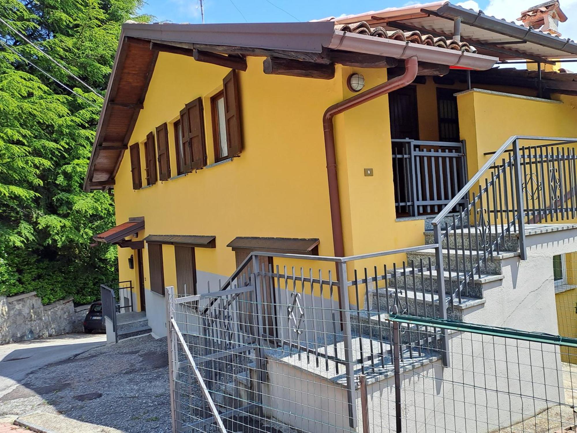 Mansardhouse Zona Bellagio Apartment Magreglio Exterior photo